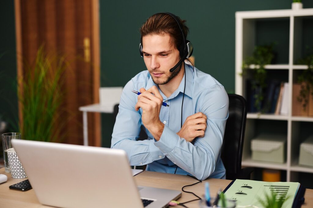  Renuit Logistics Customer Support Specialist Job
