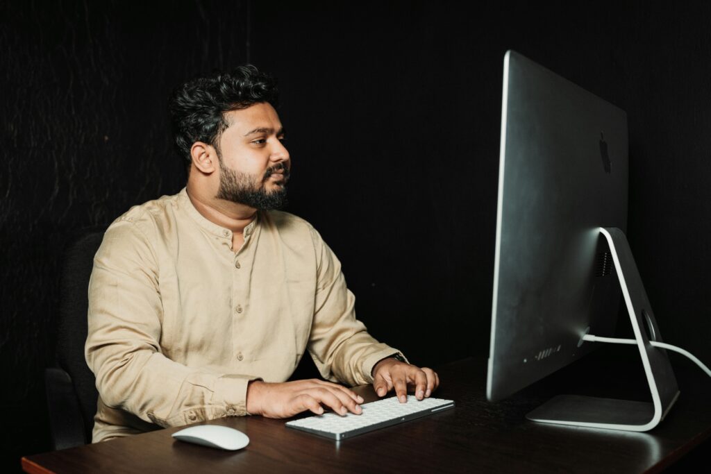 Apply for remote data entry night shift job requirements bachelor degree basic computer attention to detail good English vocabulary apply on LinkedIn Applyryt