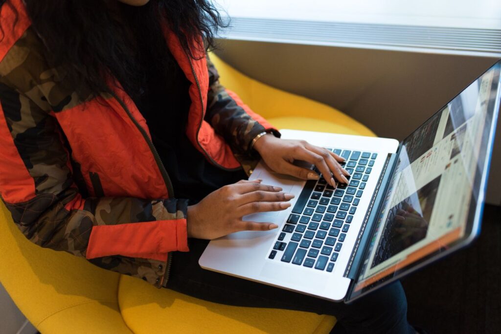 Data Entry Contractors Travel-Related Startup Job 2026