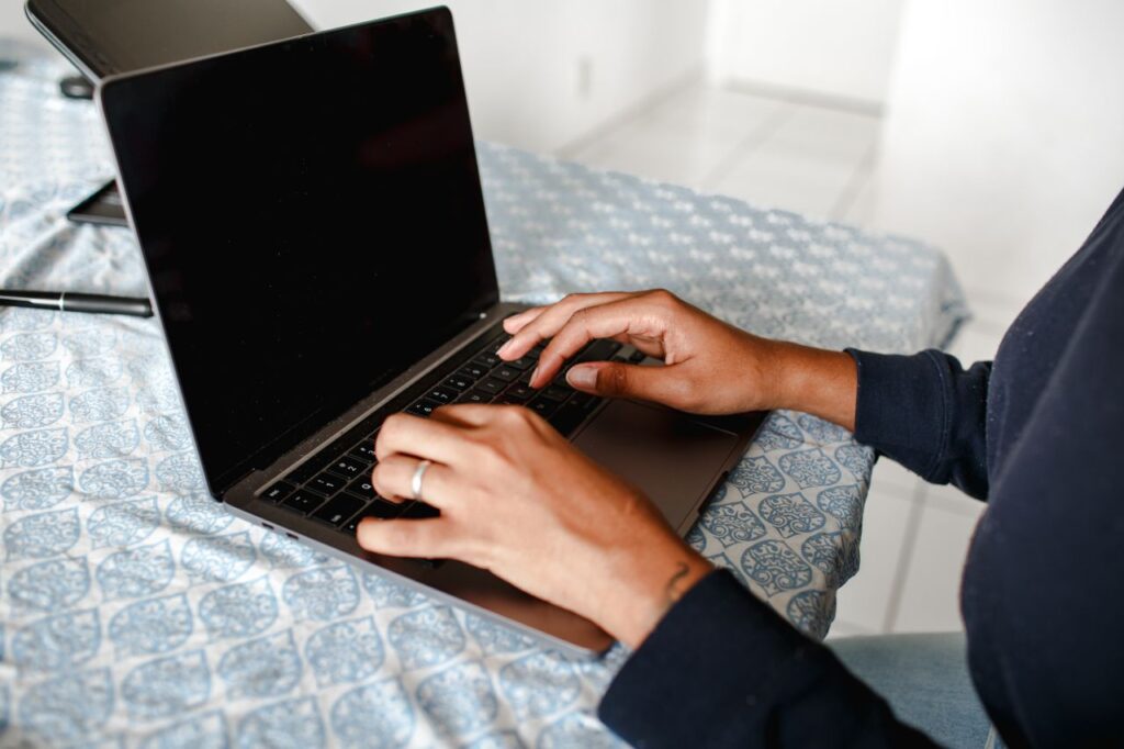 Benefits and perks of Data Entry Specialist job – Fun Fridays, gifts, lucky draws, remote work India