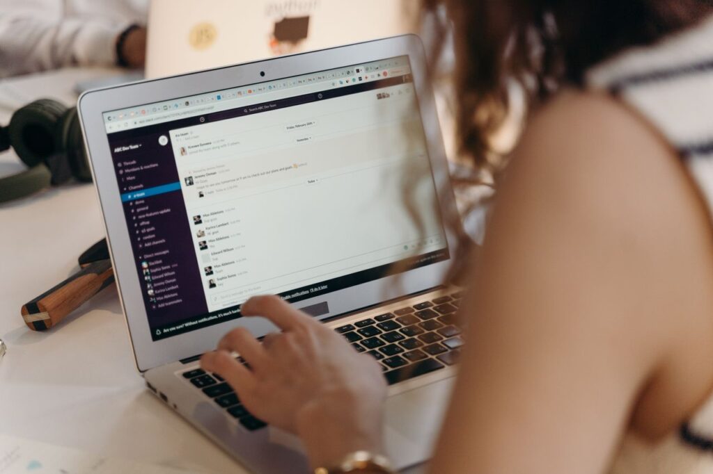 Benefits of Email and Chat Process Internship – remote work, ₹15,300 monthly stipend, certificate, training, career growth, and skill development. Apply today.
