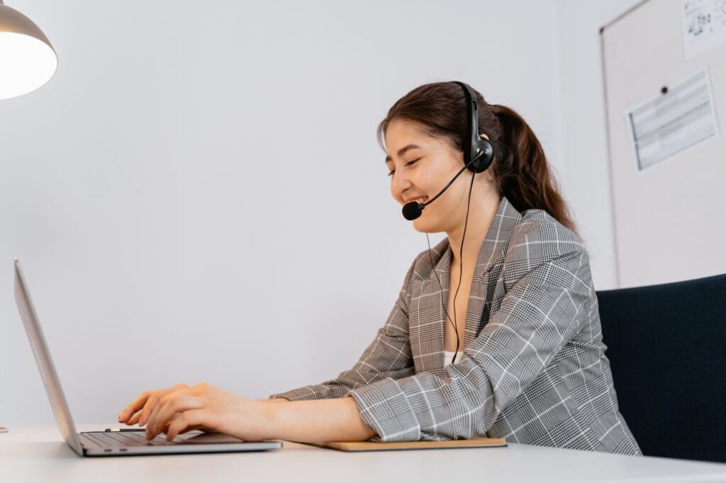 Yukta Customer Support Executive Remote Job 2026