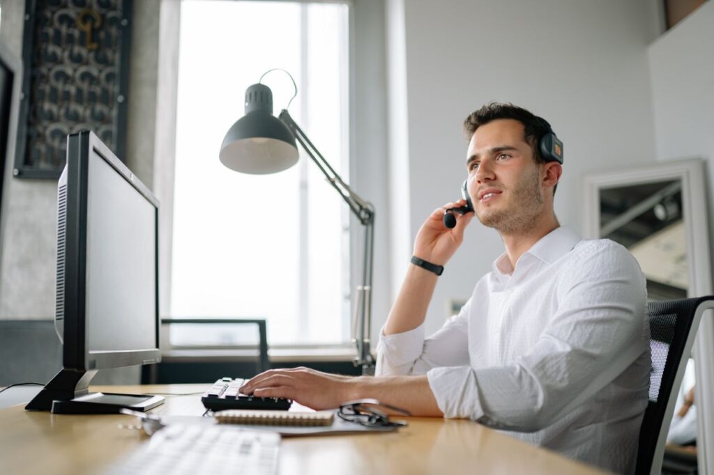 AI Voice Trainer Languages - 10 Indian Languages Voice Recording Opportunities Wing Assistant AI Voice Trainer - Hindi Remote Job 2026
