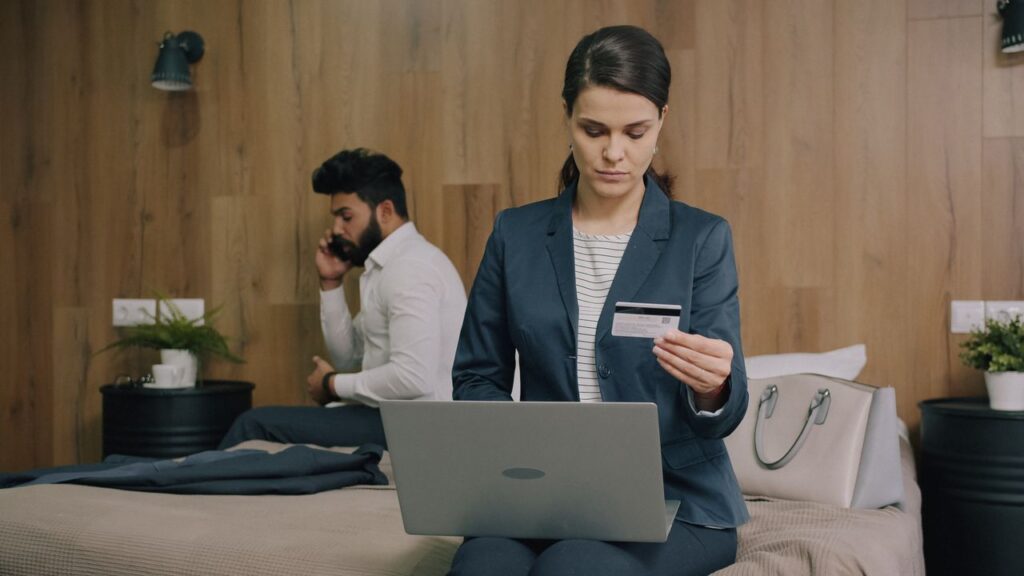 Apply Now - SBI Card VKYC Associate Job Chennai for Graduates & Freshers Apply for SBI Card VKYC Associate job in Chennai - graduate fresher submitting online application for video KYC support role