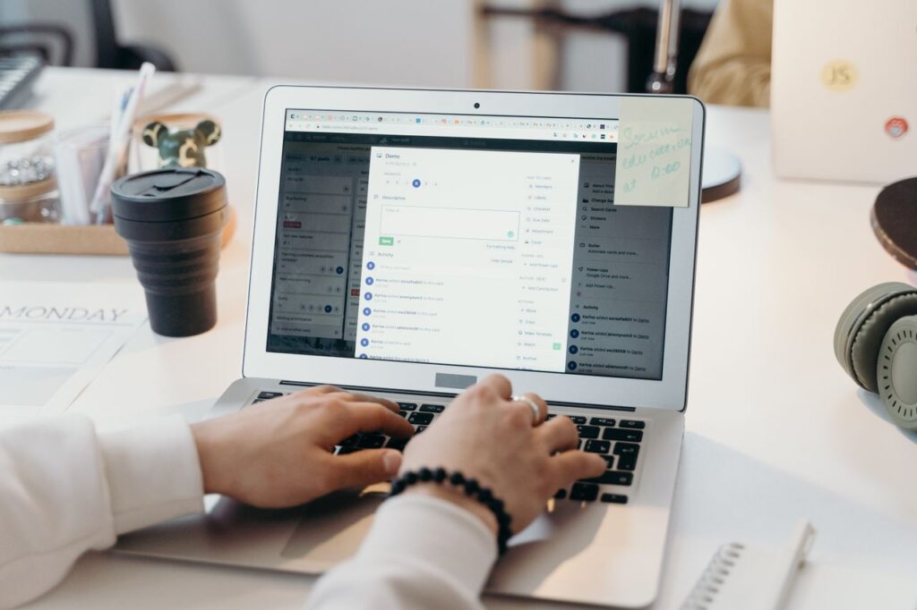 Blinkit Email Process Startek Salary 2026 – Freshers ₹18,000 CTC Experienced ₹19,000 CTC with PF ESIC and Quarterly Bonus