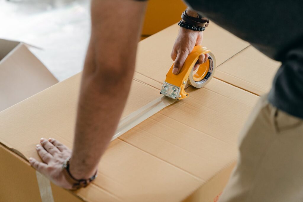 Warehouse Operations and Night Shift Allowance, Blinkit Partner Benefits Blinkit warehouse partner responsibilities, day night shift operations with meal transportation and night allowance benefits
